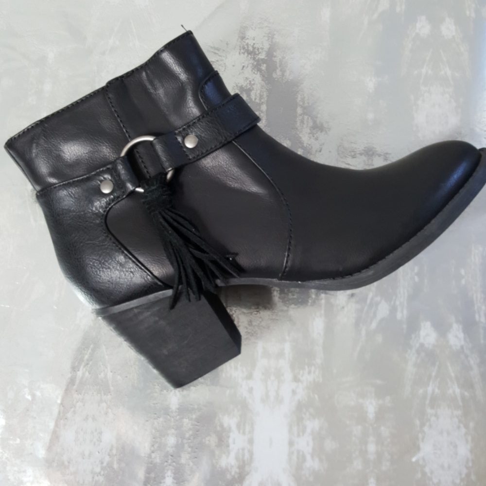 AEO black booties size 9 - Picture 6 of 6